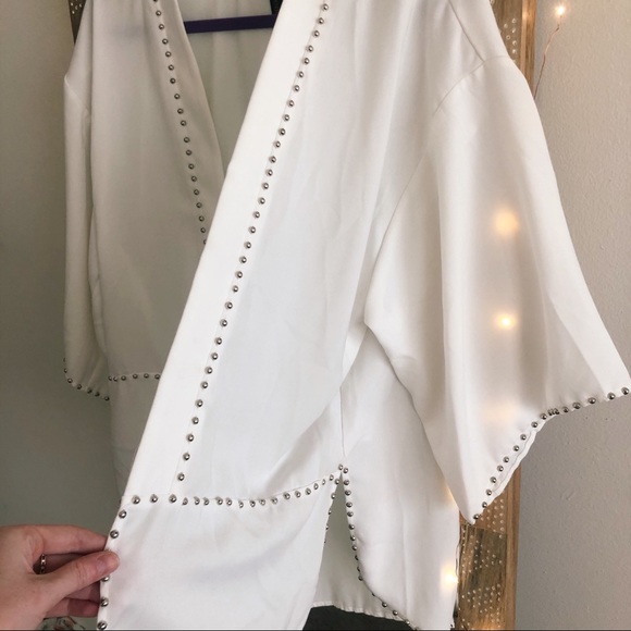 Renee C. Kimono - Picture 2 of 2